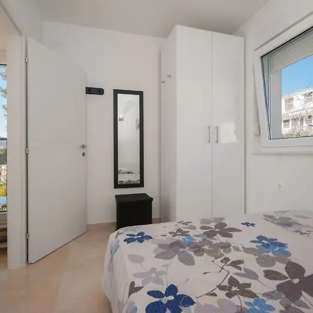 Adriatic - Saldun Apartman *