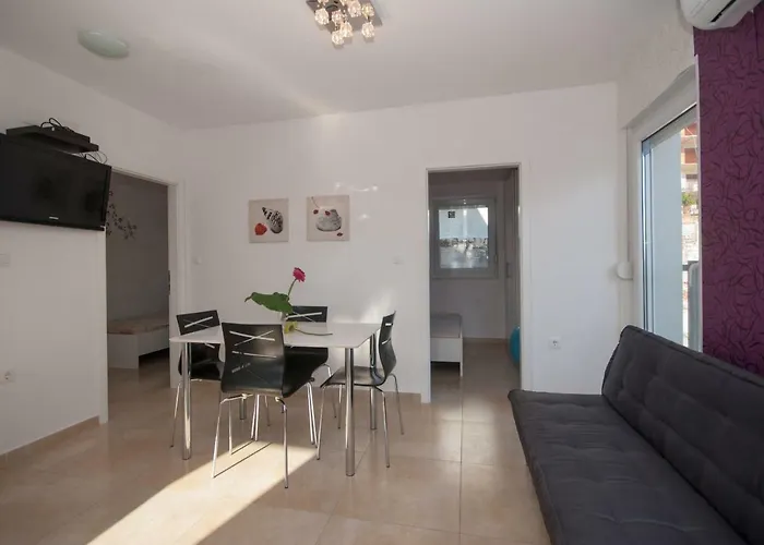 Apartment Adriatic - Saldun * Trogir